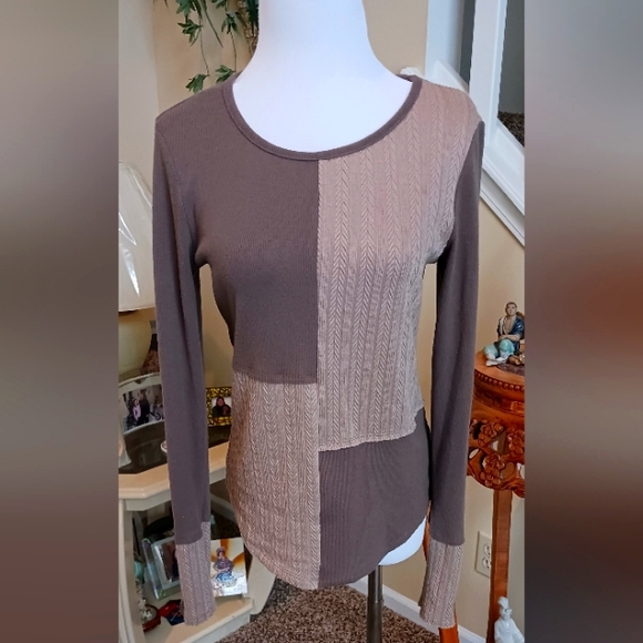Hem & Thread Sweaters - Hem & Thread Colorblock Sweater Brown/Taupe NWOT S
